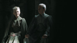 extant_GameOfThrones_4x08-TheMountainAndTheViper_1869