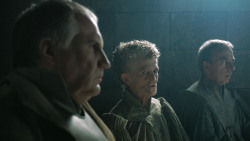 extant_GameOfThrones_4x08-TheMountainAndTheViper_1887