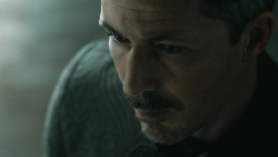 extant_GameOfThrones_4x08-TheMountainAndTheViper_1937