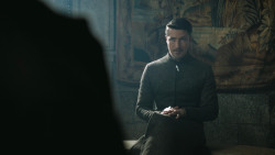 extant_GameOfThrones_4x08-TheMountainAndTheViper_1976