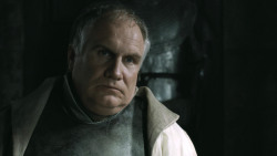 extant_GameOfThrones_4x08-TheMountainAndTheViper_2299