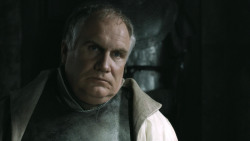 extant_GameOfThrones_4x08-TheMountainAndTheViper_2300