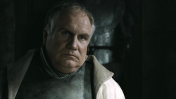 extant_GameOfThrones_4x08-TheMountainAndTheViper_2302