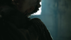 extant_GameOfThrones_4x08-TheMountainAndTheViper_2439