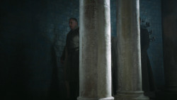 extant_GameOfThrones_4x08-TheMountainAndTheViper_2486