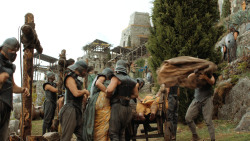 extant_GameOfThrones_4x08-TheMountainAndTheViper_2678