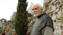 extant_GameOfThrones_4x08-TheMountainAndTheViper_2696
