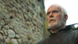 extant_GameOfThrones_4x08-TheMountainAndTheViper_2750