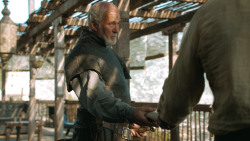extant_GameOfThrones_4x08-TheMountainAndTheViper_2869