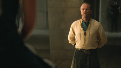 extant_GameOfThrones_4x08-TheMountainAndTheViper_2980