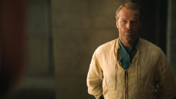extant_GameOfThrones_4x08-TheMountainAndTheViper_3033