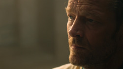 extant_GameOfThrones_4x08-TheMountainAndTheViper_3246