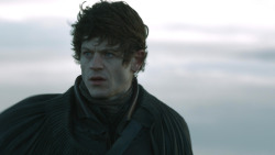extant_GameOfThrones_4x08-TheMountainAndTheViper_3420