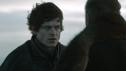 extant_GameOfThrones_4x08-TheMountainAndTheViper_3435