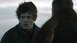 extant_GameOfThrones_4x08-TheMountainAndTheViper_3436