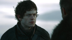 extant_GameOfThrones_4x08-TheMountainAndTheViper_3475
