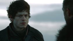 extant_GameOfThrones_4x08-TheMountainAndTheViper_3493