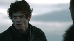 extant_GameOfThrones_4x08-TheMountainAndTheViper_3496