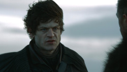 extant_GameOfThrones_4x08-TheMountainAndTheViper_3500