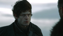 extant_GameOfThrones_4x08-TheMountainAndTheViper_3501