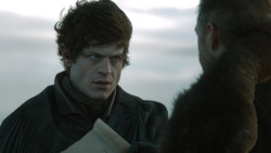 extant_GameOfThrones_4x08-TheMountainAndTheViper_3526
