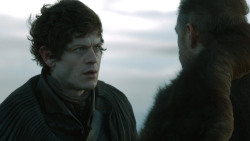 extant_GameOfThrones_4x08-TheMountainAndTheViper_3533