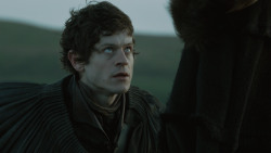 extant_GameOfThrones_4x08-TheMountainAndTheViper_3541