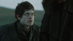 extant_GameOfThrones_4x08-TheMountainAndTheViper_3555