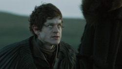 extant_GameOfThrones_4x08-TheMountainAndTheViper_3559