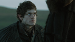 extant_GameOfThrones_4x08-TheMountainAndTheViper_3562