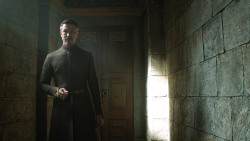 extant_GameOfThrones_4x08-TheMountainAndTheViper_3670