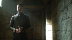 extant_GameOfThrones_4x08-TheMountainAndTheViper_3673