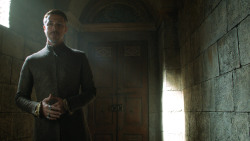 extant_GameOfThrones_4x08-TheMountainAndTheViper_3674