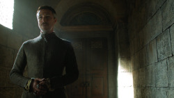 extant_GameOfThrones_4x08-TheMountainAndTheViper_3703