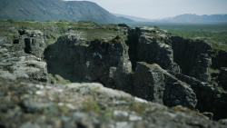 extant_GameOfThrones_4x08-TheMountainAndTheViper_3805