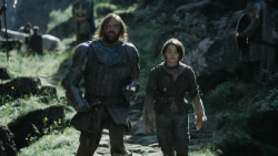 extant_GameOfThrones_4x08-TheMountainAndTheViper_3950