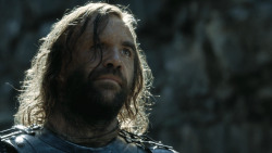 extant_GameOfThrones_4x08-TheMountainAndTheViper_3994