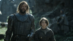 extant_GameOfThrones_4x08-TheMountainAndTheViper_4001