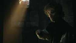 extant_GameOfThrones_4x08-TheMountainAndTheViper_4342