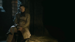 extant_GameOfThrones_4x08-TheMountainAndTheViper_4508