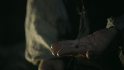 extant_GameOfThrones_4x08-TheMountainAndTheViper_4521