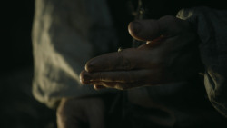 extant_GameOfThrones_4x08-TheMountainAndTheViper_4523