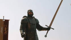 extant_GameOfThrones_4x08-TheMountainAndTheViper_5034