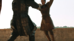 extant_GameOfThrones_4x08-TheMountainAndTheViper_5100
