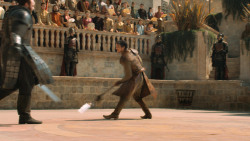 extant_GameOfThrones_4x08-TheMountainAndTheViper_5129