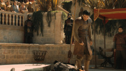 extant_GameOfThrones_4x08-TheMountainAndTheViper_5248
