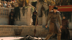 extant_GameOfThrones_4x08-TheMountainAndTheViper_5249
