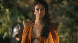 extant_GameOfThrones_4x08-TheMountainAndTheViper_5279