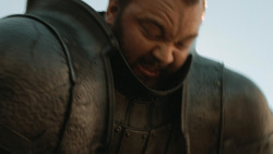 extant_GameOfThrones_4x08-TheMountainAndTheViper_5328