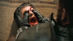 extant_GameOfThrones_4x08-TheMountainAndTheViper_5334